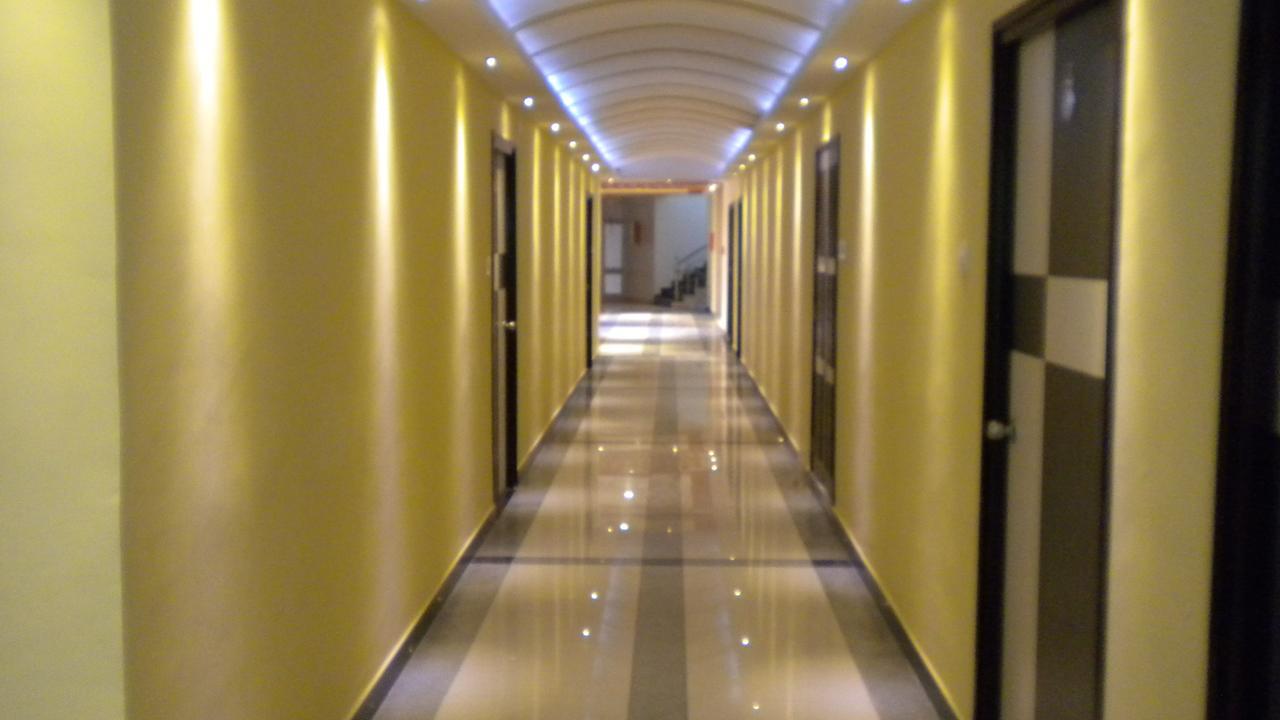 Hotel Raj Mahal Биканер Экстерьер фото